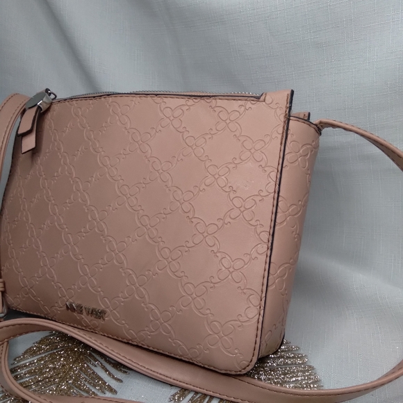 Nine West blush pink diamond pattern purse - Picture 2 of 7